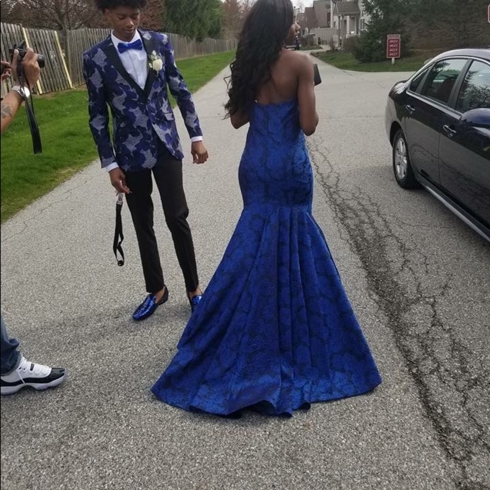 ROYAL BLUE PROM DRESS